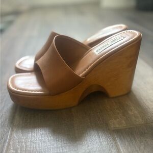 Steve Madden, leather wooden platform, wedge sandals 4 inch heel